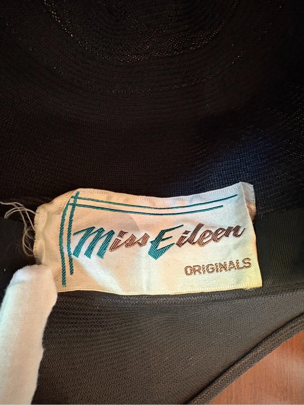Vintage Miss Eileen Black Straw Hat Wide Brim 1970s Ribbon Derby Sun Hat